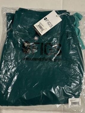 Figs Scrub Pants, Hunter Green, HW M/Petite